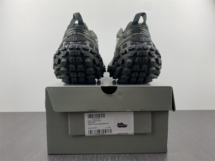 Ba*len*cia*ga defender 8000029