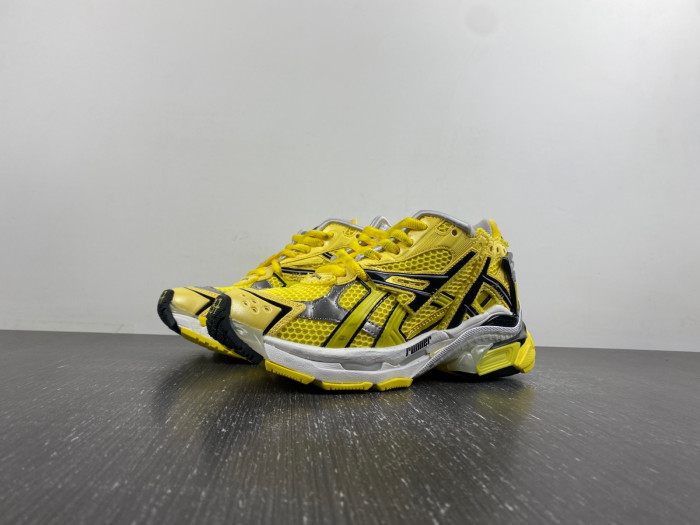 Ba*len*cia*ga runner sneaker