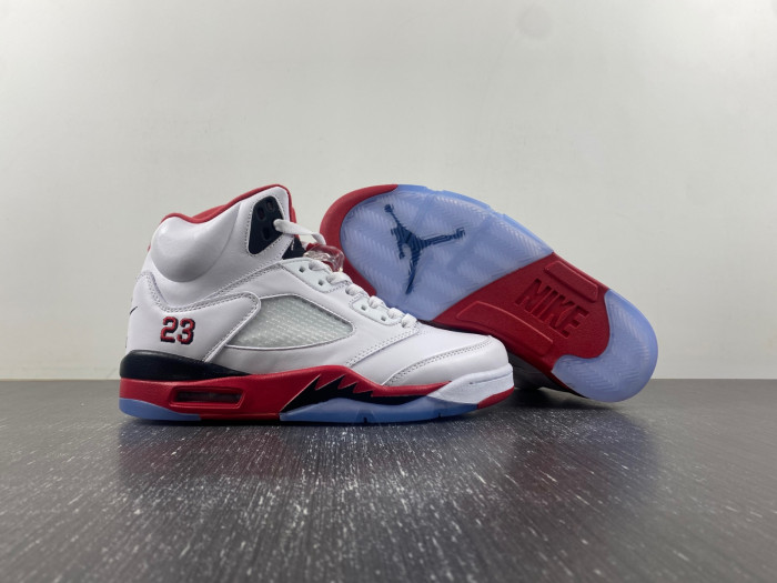 air jordan 5 retro fire red black tongue 136027-120