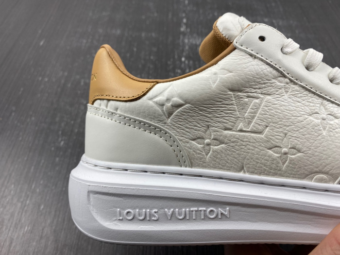 lv snekaers l0000101