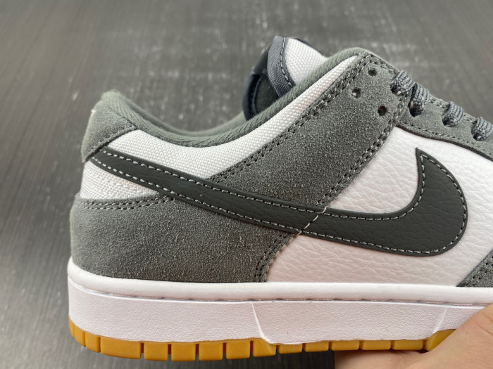 nike dunk low “smoke grey” fv0389-100