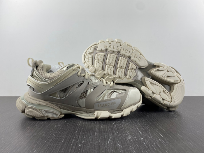 Ba*len*cia*ga track 8000048