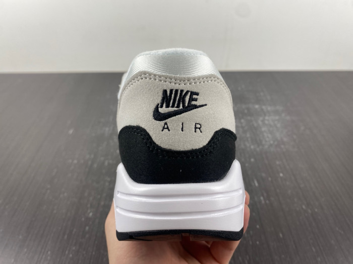 nike air max 1 golf “panda” dv1403-110