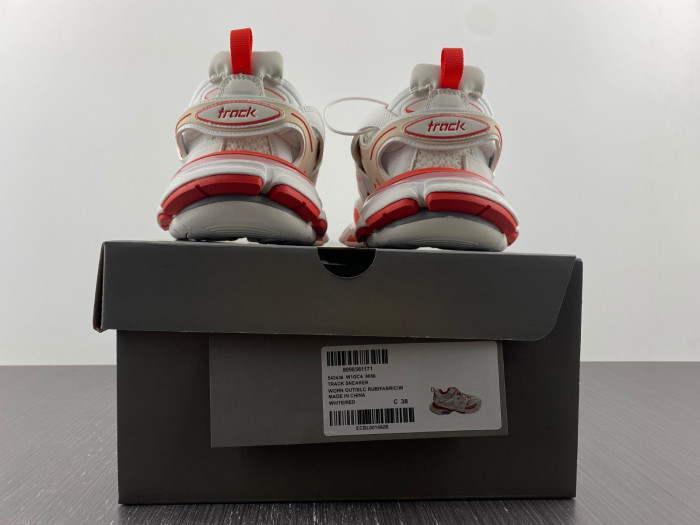 Ba*len*cia*ga track 8000038