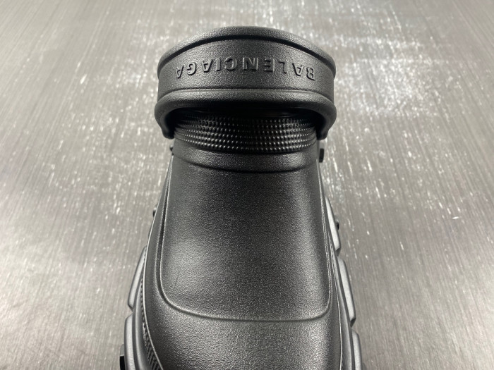 balenciag* sandal bs28