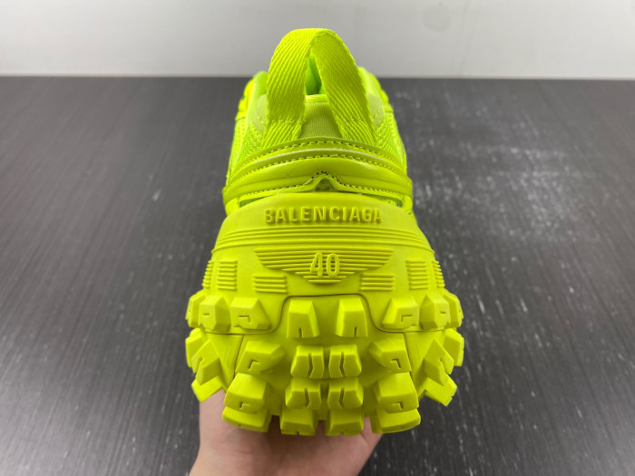 Ba*len*cia*ga defender sneaker