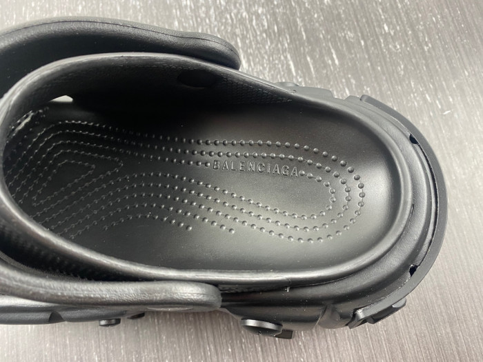 balenciag* sandal bs28