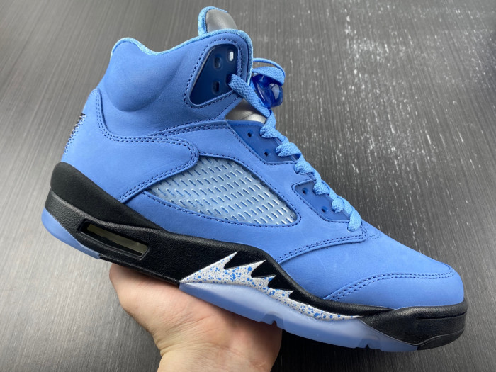 air jordan 5 “unc” university blue/black-white dv1310-401