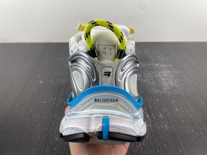Ba*len*cia*ga runner sneaker