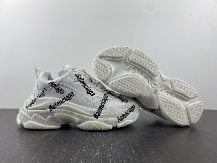 Ba*len*cia*ga triple s sneaker 8000041
