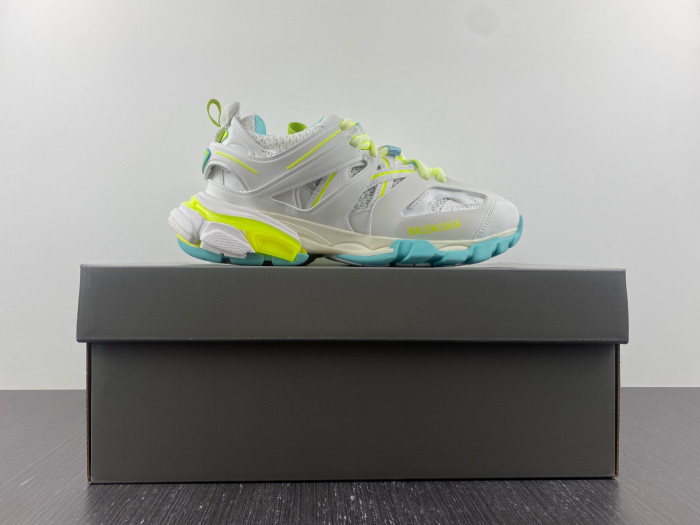 Ba*len*cia*ga track 8000051