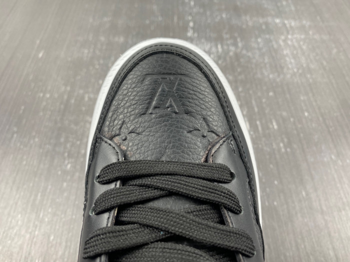 lv snekaers l0000100