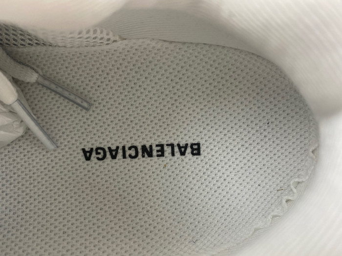 Ba*len*cia*ga track 8000040