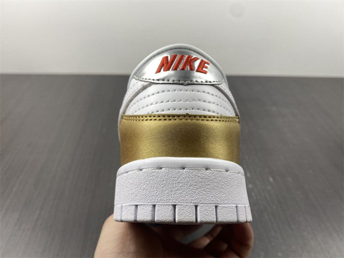 nike dunk low wmns “metallic” dh4403-700