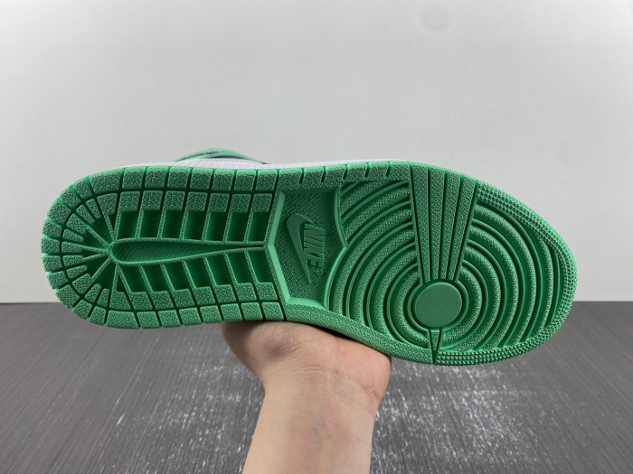 air jordan 1 high og “green glow” dz5485-130