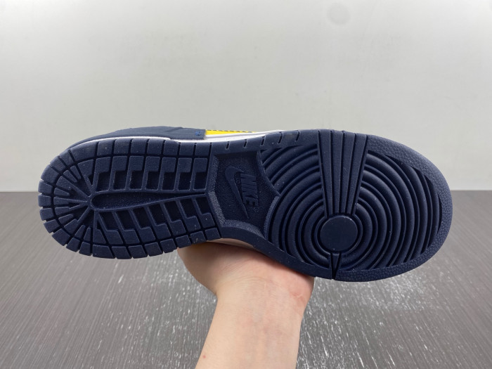 nike dunk low disrupt 2 michigan dv4024-400