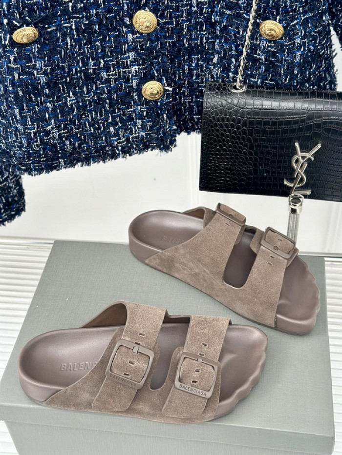 balenciag* sandal bs70