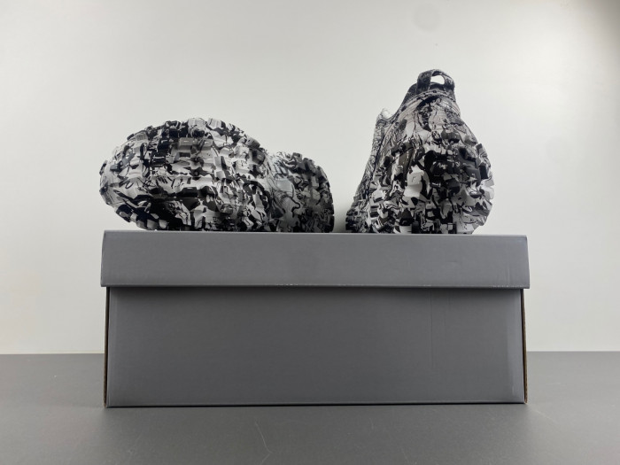 Ba*len*cia*ga defender w2rg1 9010