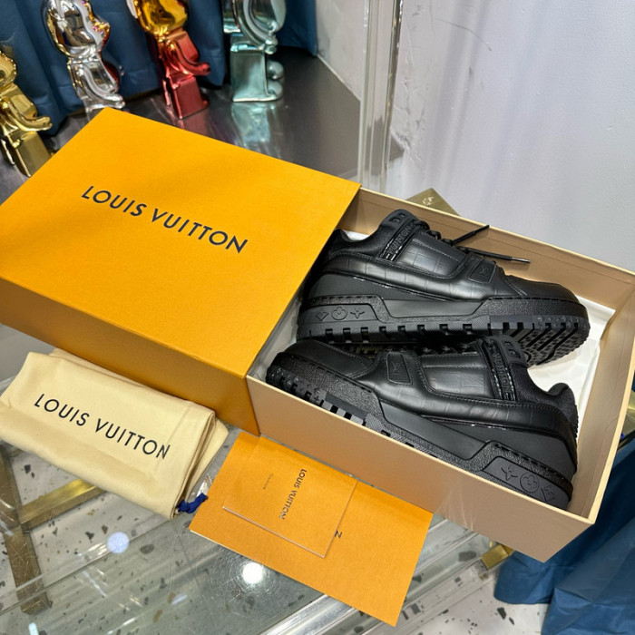 lv snekaers l0000138