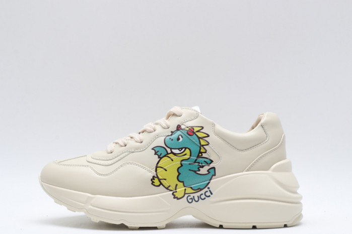 G*u*i* rhyton sneaker