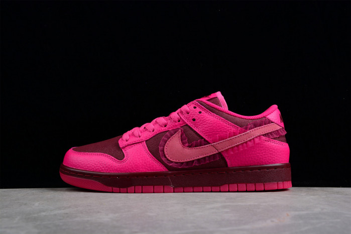 nike wmns dunk low ''valentine''s day'' dq9324-600