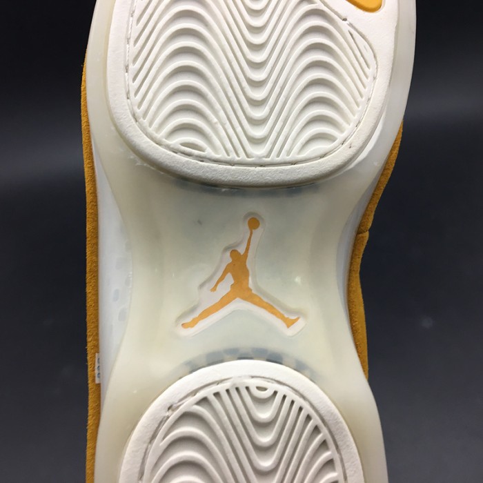 air jordan 18 yellow suede aa2494-701