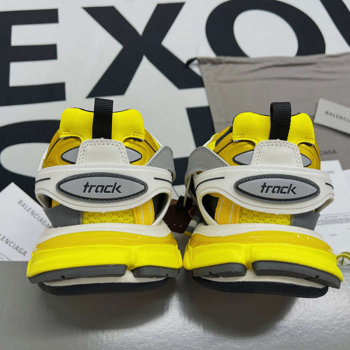 Ba*len*cia*ga track sneaker