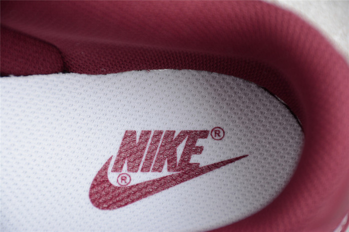 nike dunk low bordeaux dd1503-108