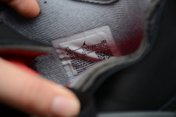 off-w x air jordan 4 “bred” cv9388-001