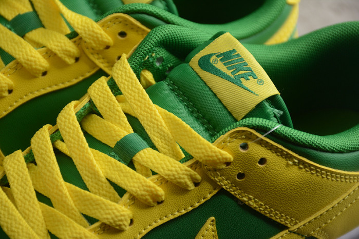 nike dunk low “reverse brazil” dv0833-300