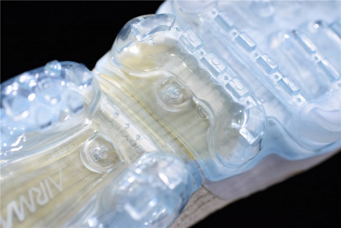 nike air vapormax flyknit 2.0 light cream 942843-201