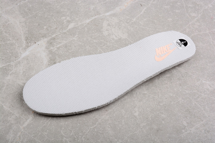 nike sb dunk low barely green (w) dd1503-104