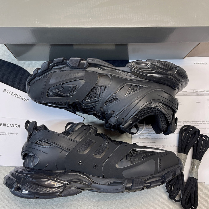 Ba*len*cia*ga track sneaker