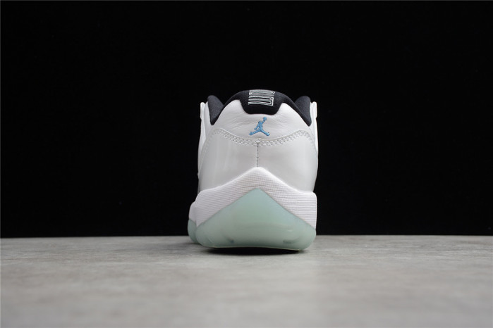 air jordan 11 low legend blue av2187-117