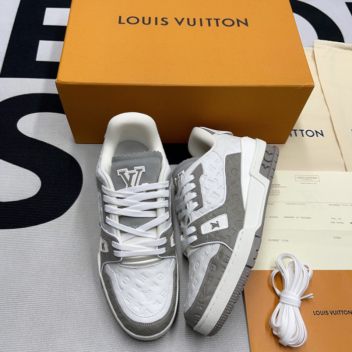 lv snekaers l000082