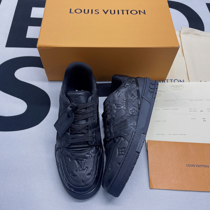 lv snekaers l000096