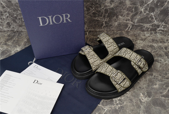 dio* sandals ds38