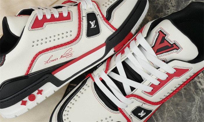 lv snekaers l0000337