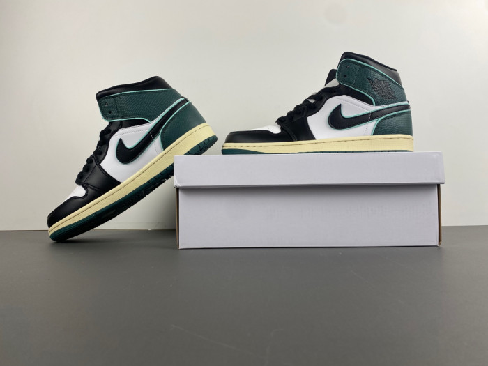 air jordan 1 mid se oxidized green fq7818-100