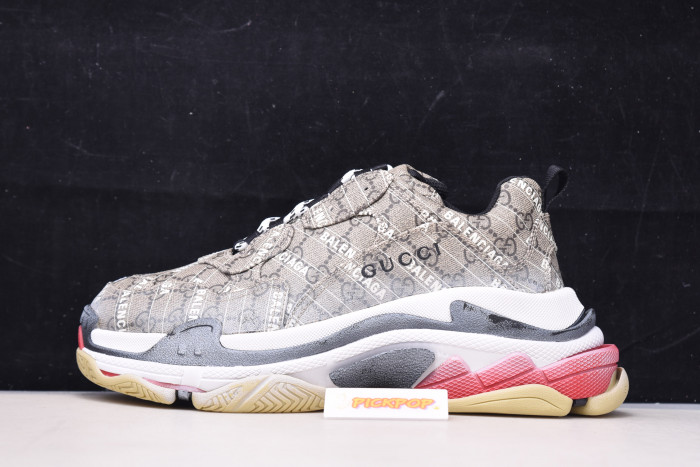 g*u*i vintage triple s 576965 dr111112