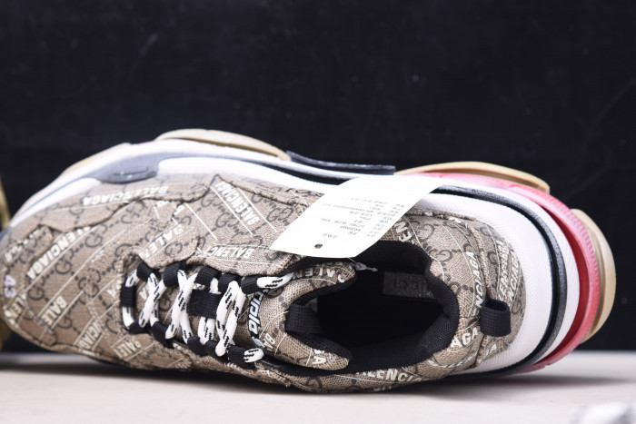 g*u*i vintage triple s 576965 dr111112