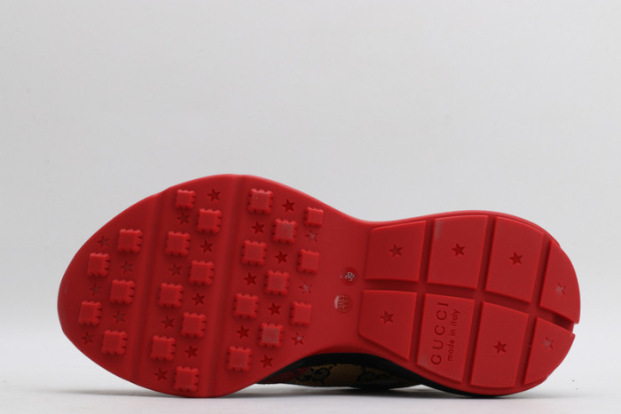 G*u*i* rhyton sneaker