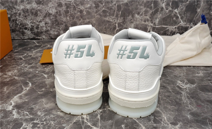 lv snekaers l0000326