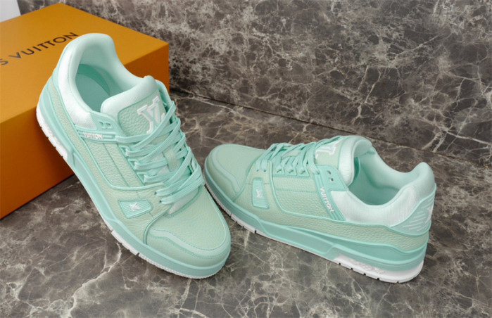 lv snekaers l0000311