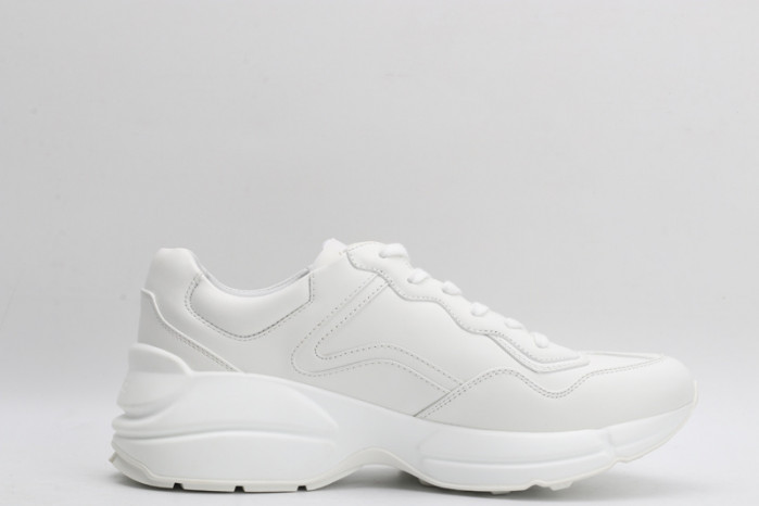 G*u*i* rhyton sneaker