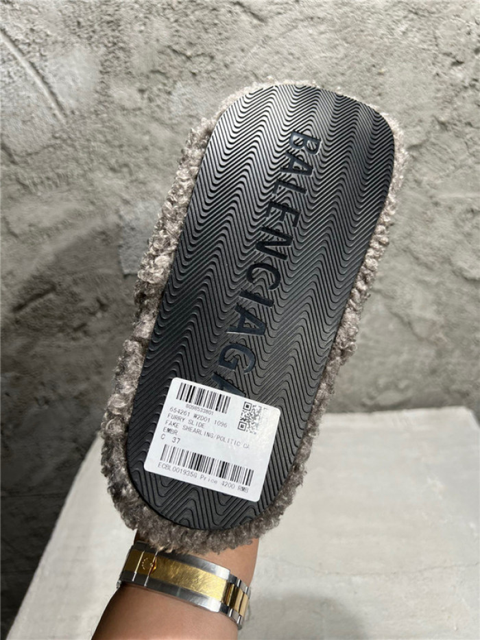balenciag* sandal bs53