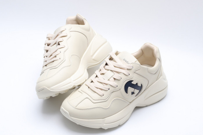 G*u*i* rhyton sneaker