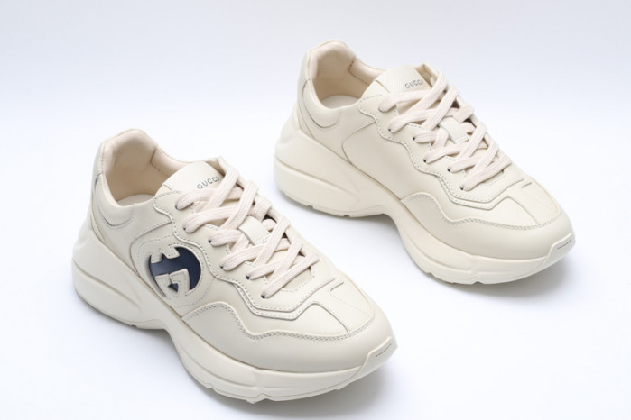 G*u*i* rhyton sneaker
