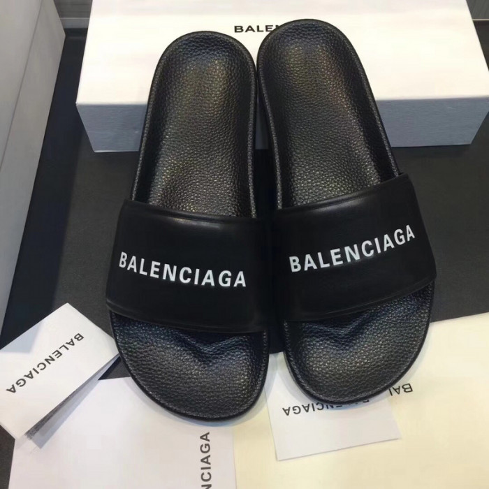 balenciag* sandal bs33