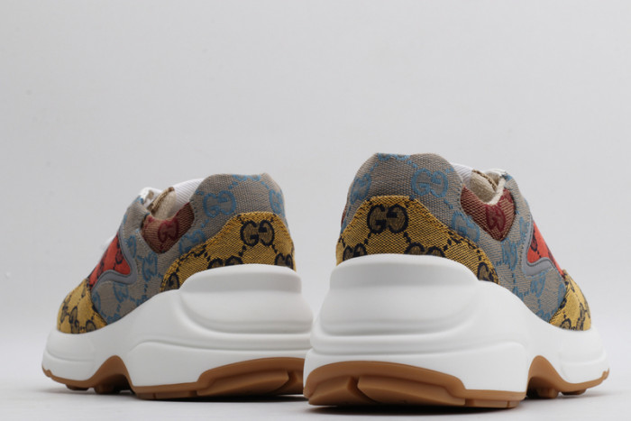 G*u*i* rhyton sneaker